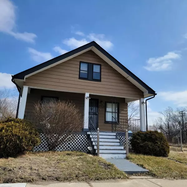 17520 Russell, Detroit, MI 48203-2306