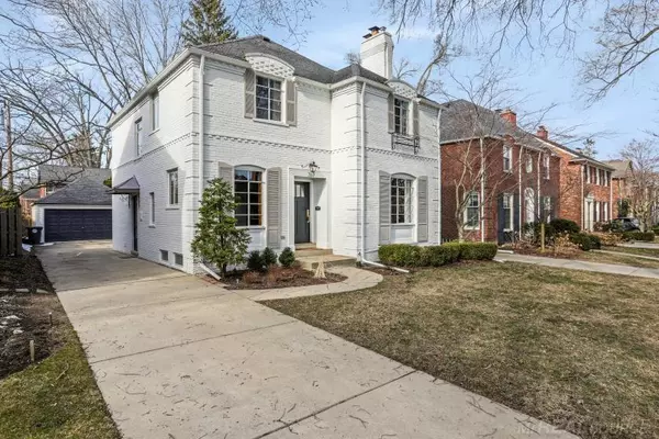 Grosse Pointe Farms, MI 48236,267 McKinley