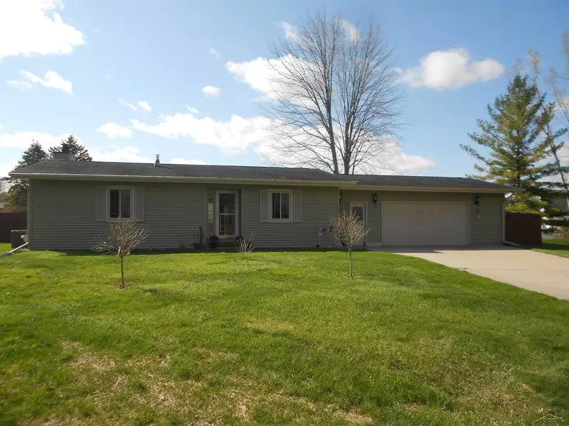 1190 S DAWN, Freeland, MI 48623