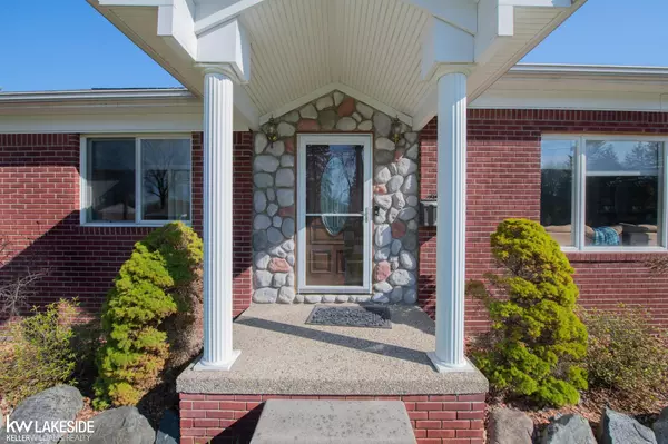 5181 Elmer Ave.,  Warren,  MI 48092