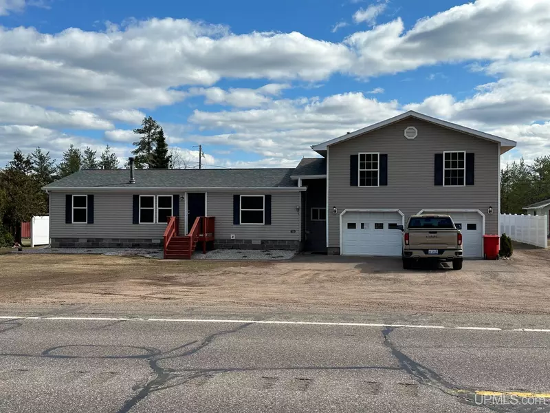 419 E M-35, Gwinn, MI 49841