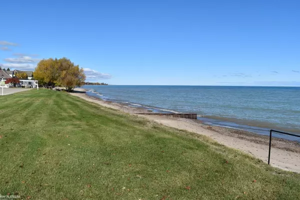 Port Sanilac, MI 48469,164 Shoreline Dr E