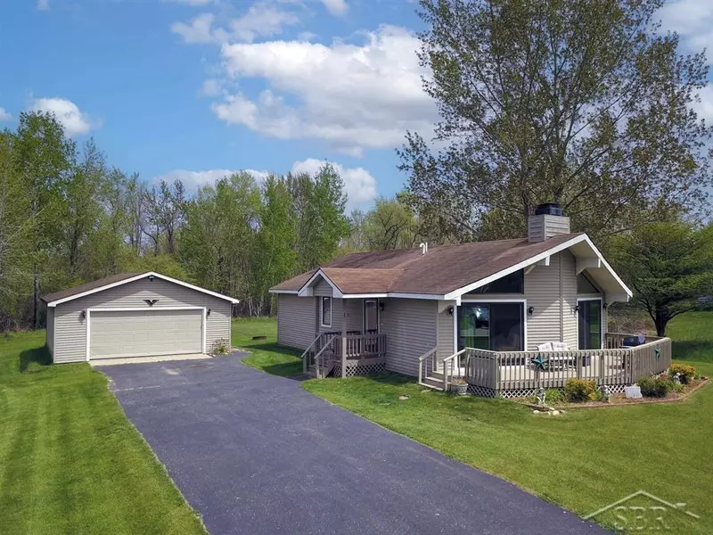 1580 Manchester Way, Gladwin, MI 48624