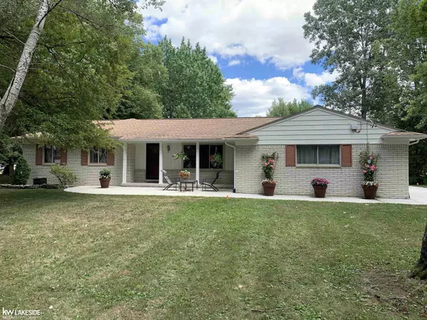 3580 Fernleigh Dr.,  Troy,  MI 48083