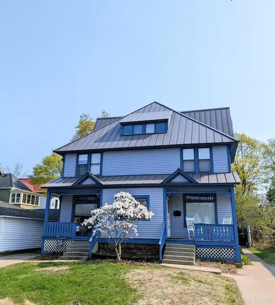 356/358 E Hewitt St, Marquette, MI 49855