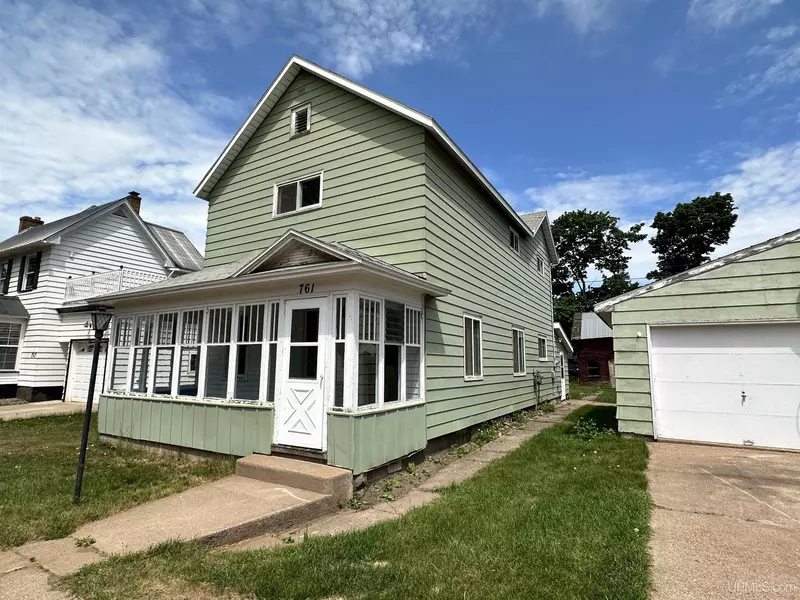 761 E Michigan, Ishpeming, MI 49849