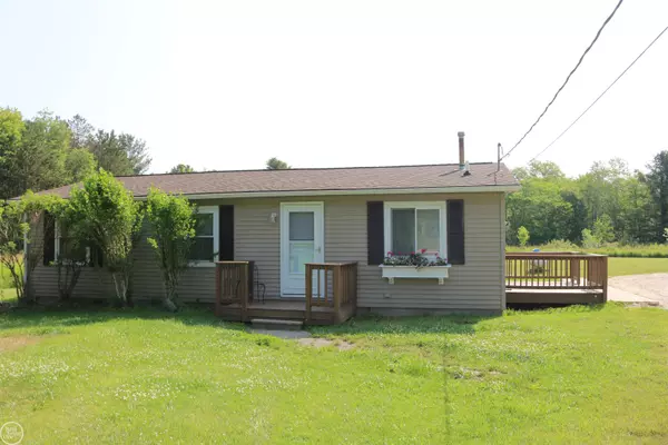 Kimball, MI 48074,1414 N Pine River