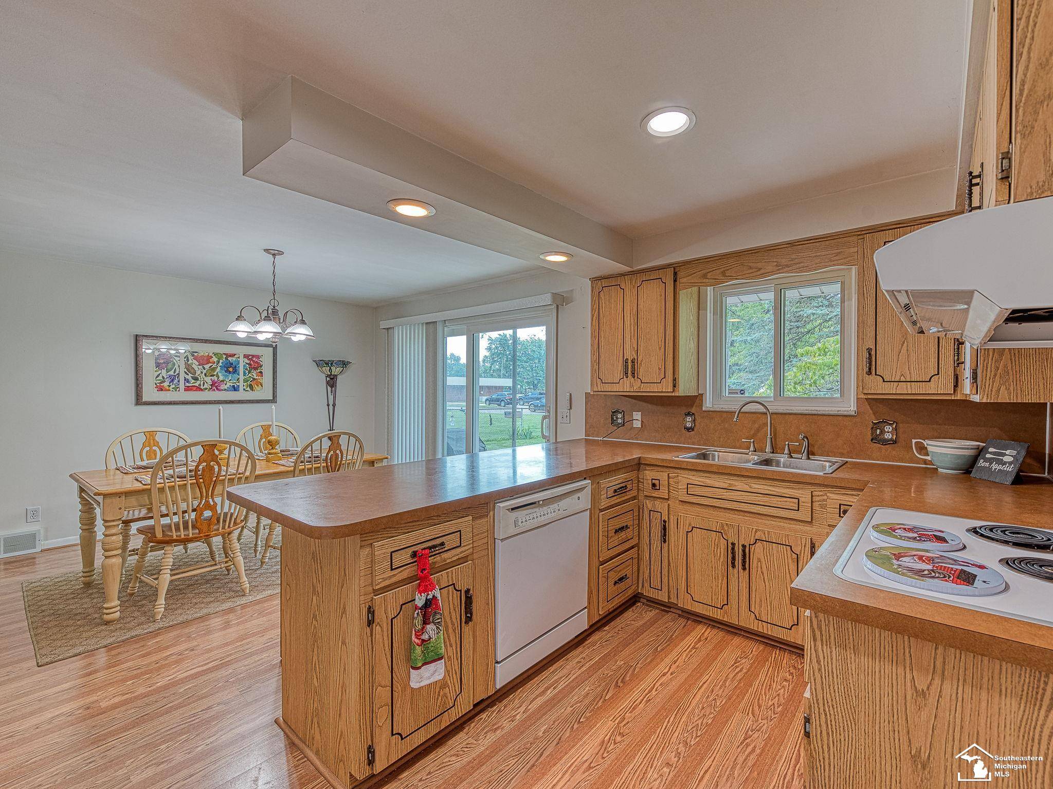 Monroe, MI 48161-9558,5039 W Albain Road