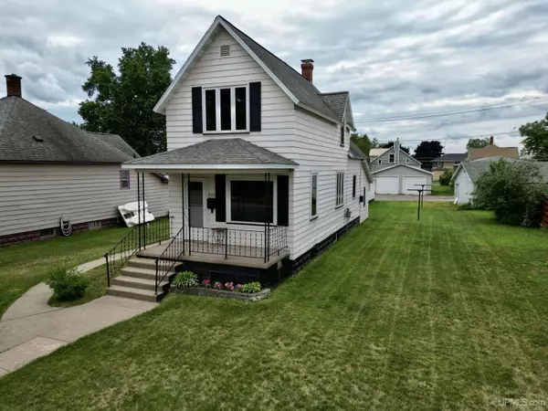 939 Pine Street, Negaunee, MI 49866