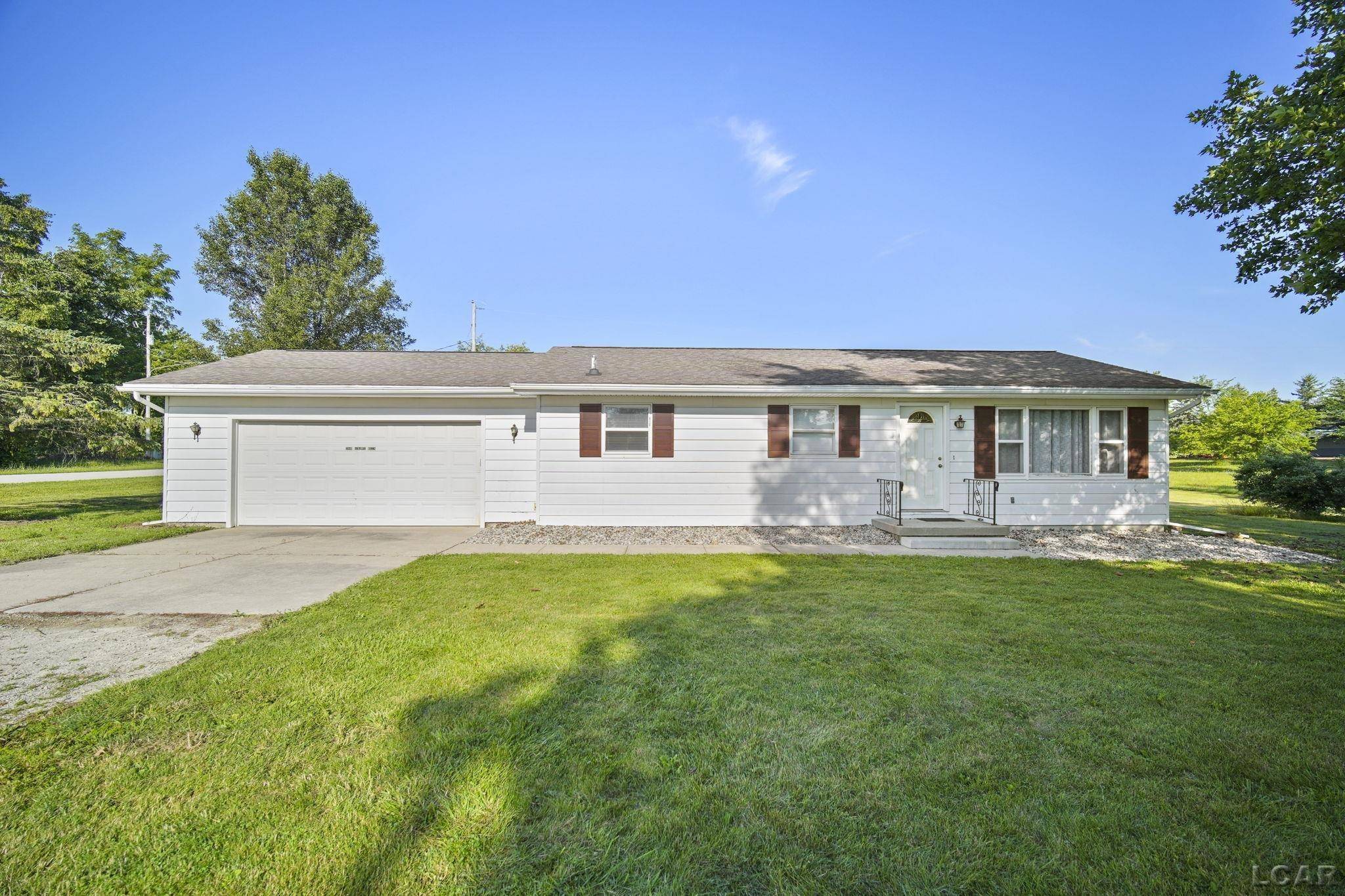 2840 Lenawee Hills Highway, Adrian, MI 49221