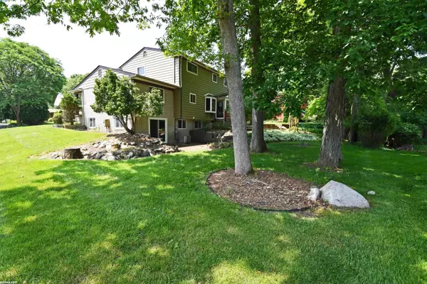 Rochester Hills, MI 48309,633 Lynndale Court