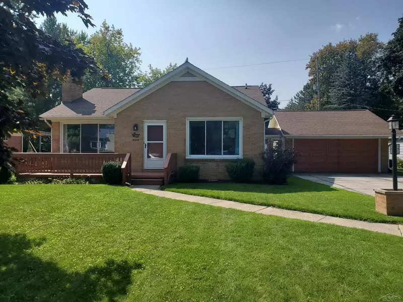 1169 Lathrup Avenue, Saginaw, MI 48638