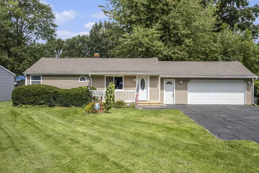 6223 Sandy Lane, Burton, MI 48519