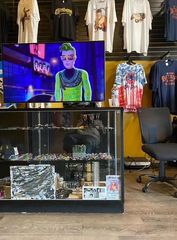 Detroit, MI 48224,15120 Harper Avenue