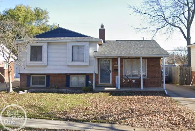 31700 SAINT MARGARET Street, Saint Clair Shores, MI 48082