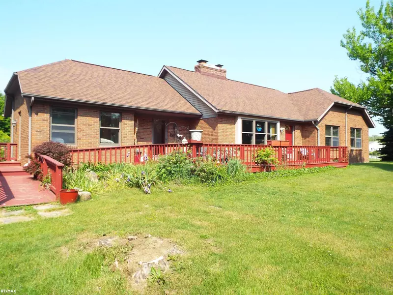 2299 N Lakeshore Road, Port Sanilac, MI 48469