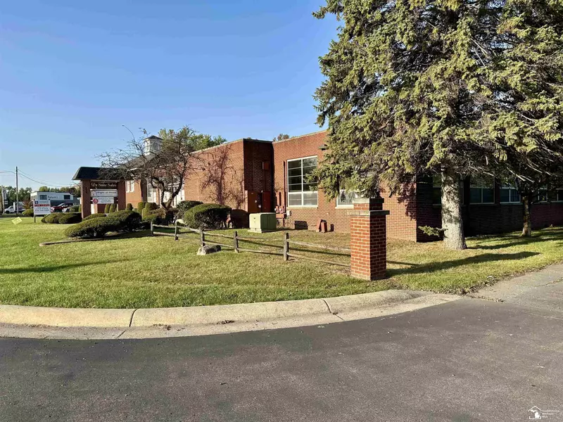 2059 N Monroe Street, Monroe, MI 48162