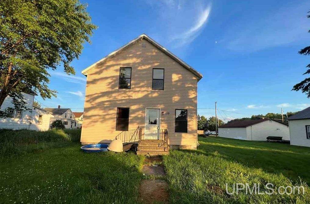 120 Baltic Avenue, Caspian, MI 44915