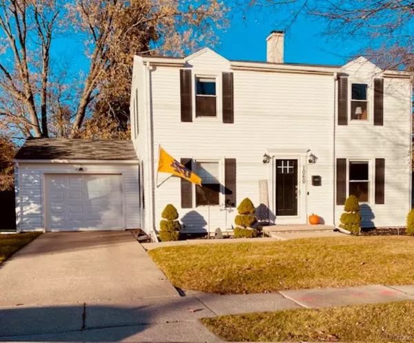 1060 Scottdale Drive, Adrian, MI 49221