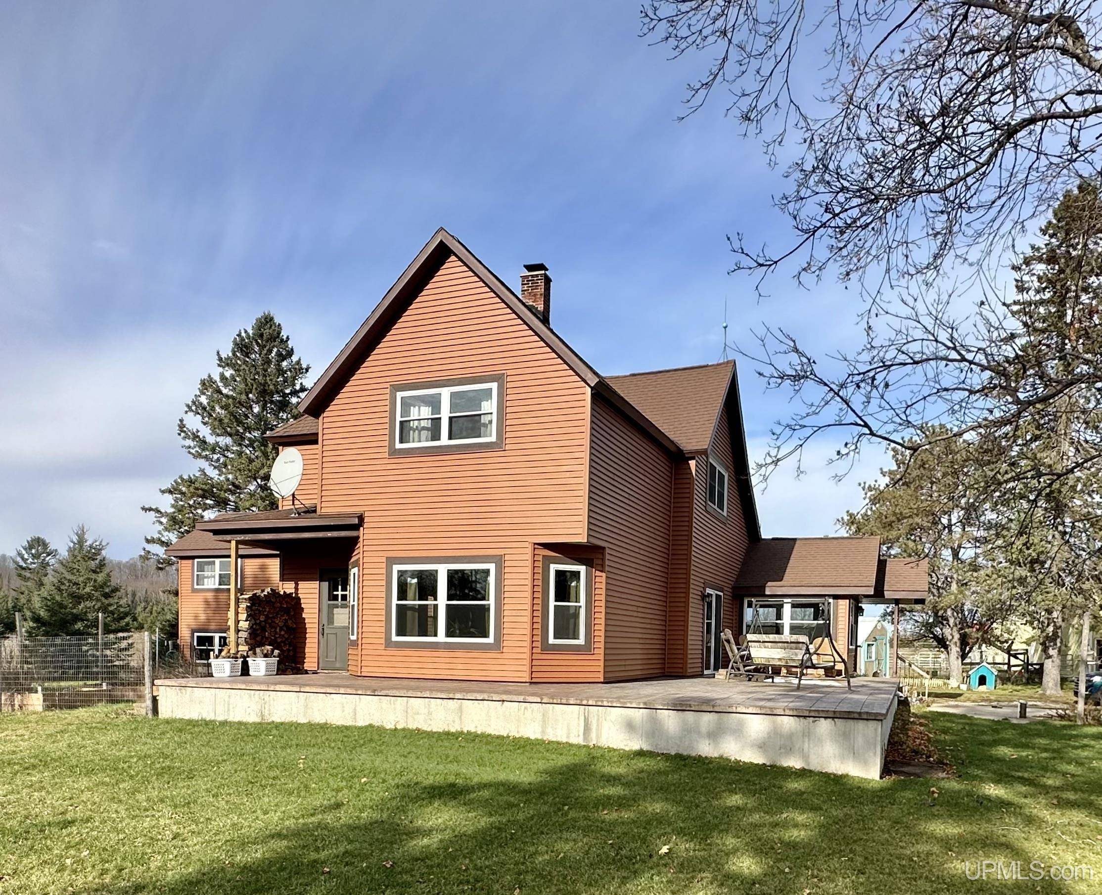 W3190 County 374 Road, Carney, MI 49812