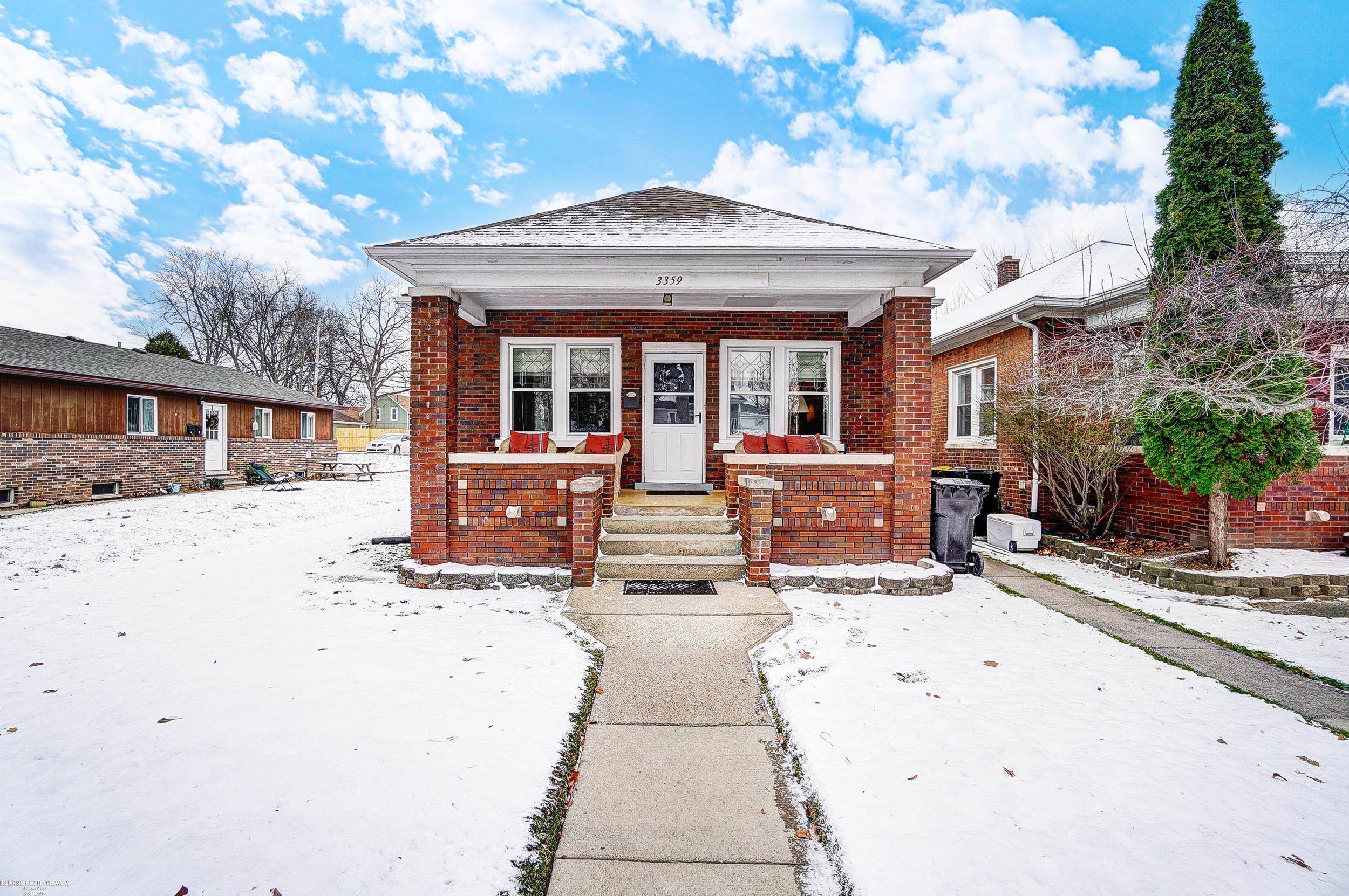 Trenton, MI 48183,3359 4th Street