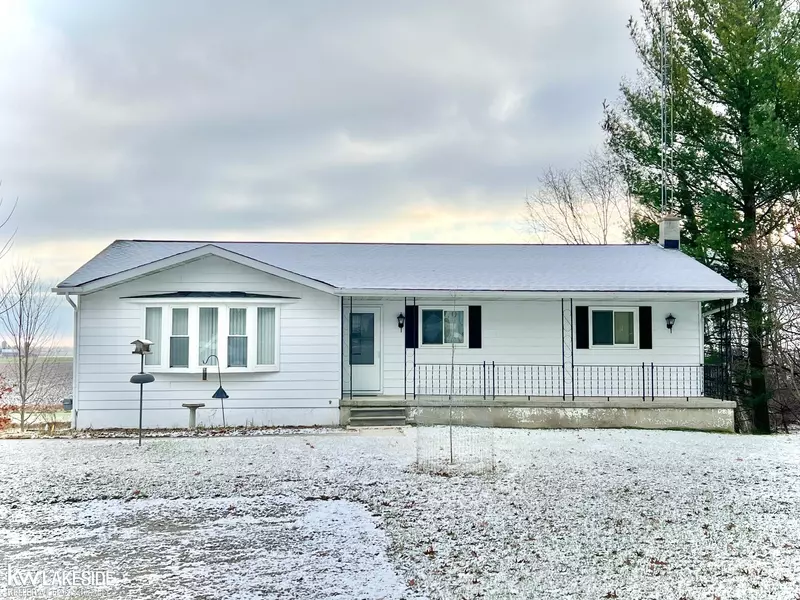 7025 Campbell Drive, Caseville, MI 48725