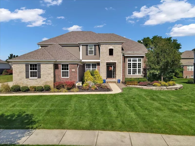 5052 Rockaway Lane, Clarkston, MI 48348