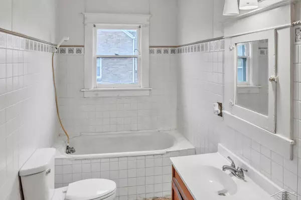 2545 Hermansau Street Saginaw, MI 48602