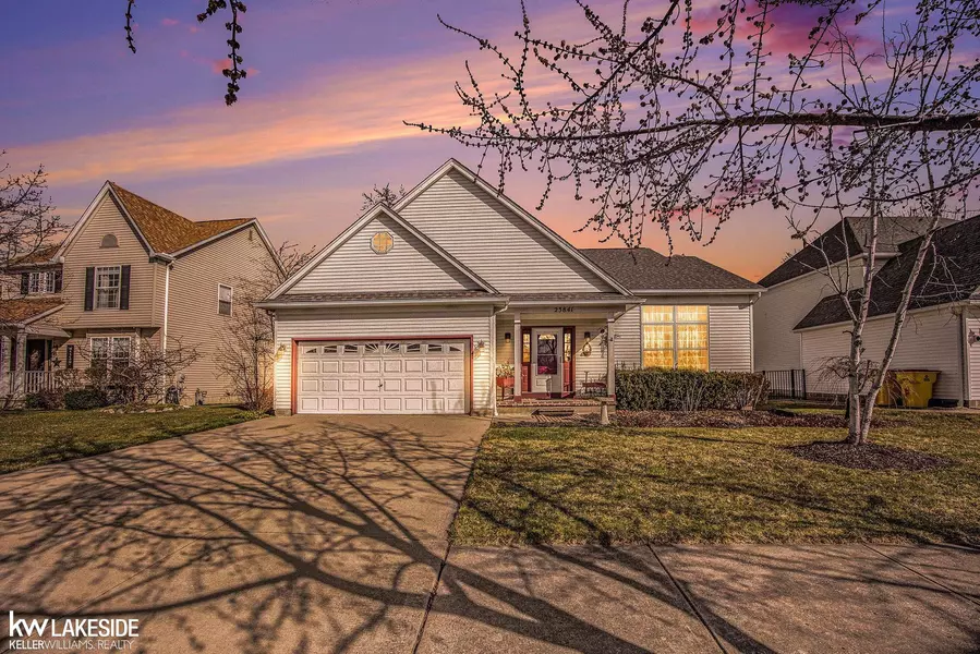 23841 Colonial Road, Armada, MI 48005