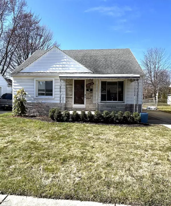 26801 Hollywood Street, Roseville, MI 48066