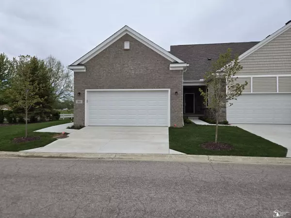 801 Plum Village Drive,  Monroe,  MI 48161