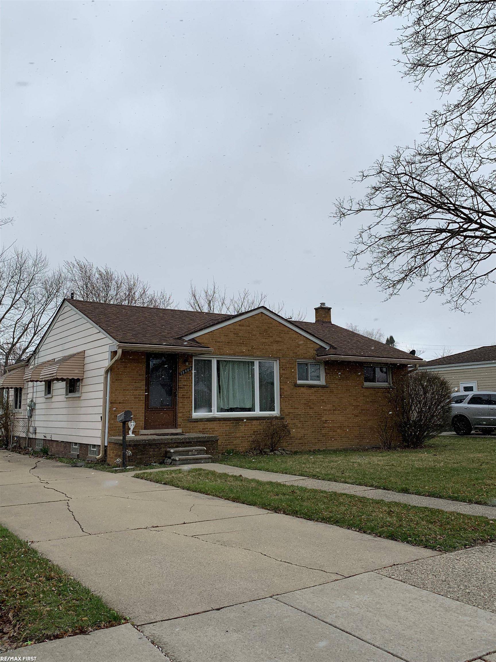 13432 Couwlier Avenue,  Warren,  MI 48089