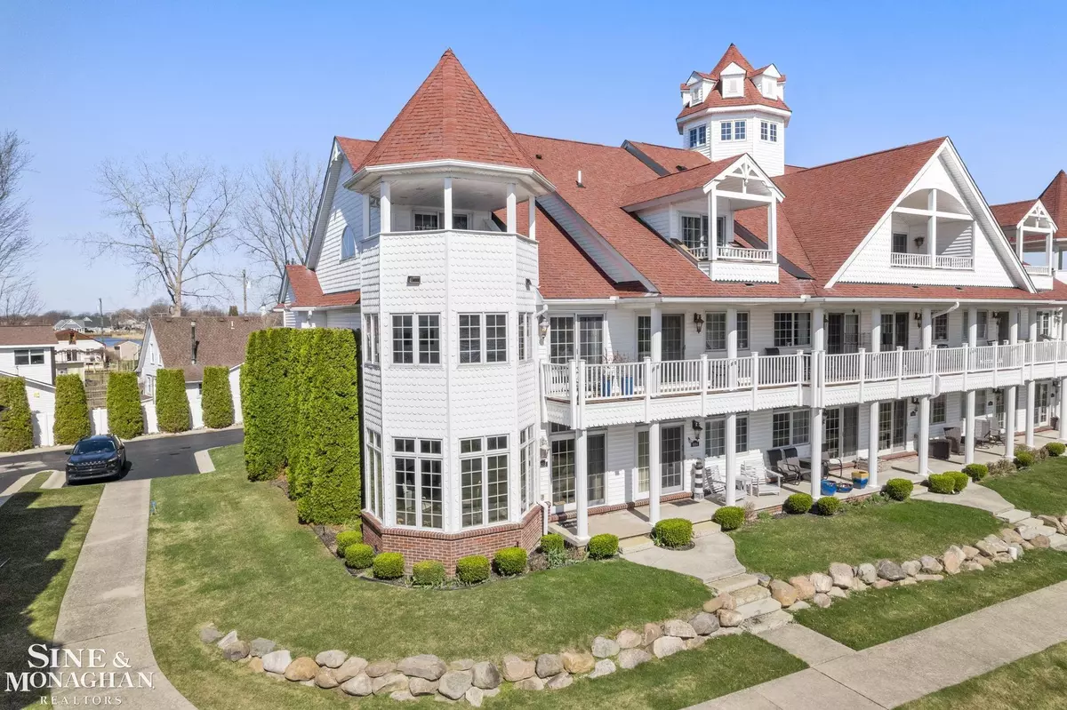 Algonac, MI 48001,9986 Tashmoo Lane