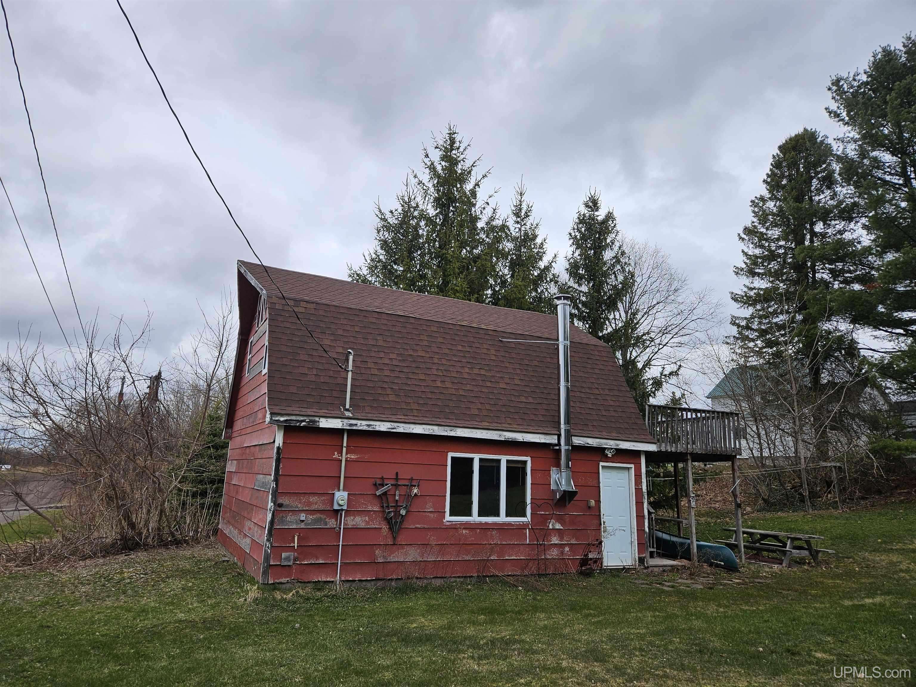 116 Minnesota Avenue, Rockland, MI 49960