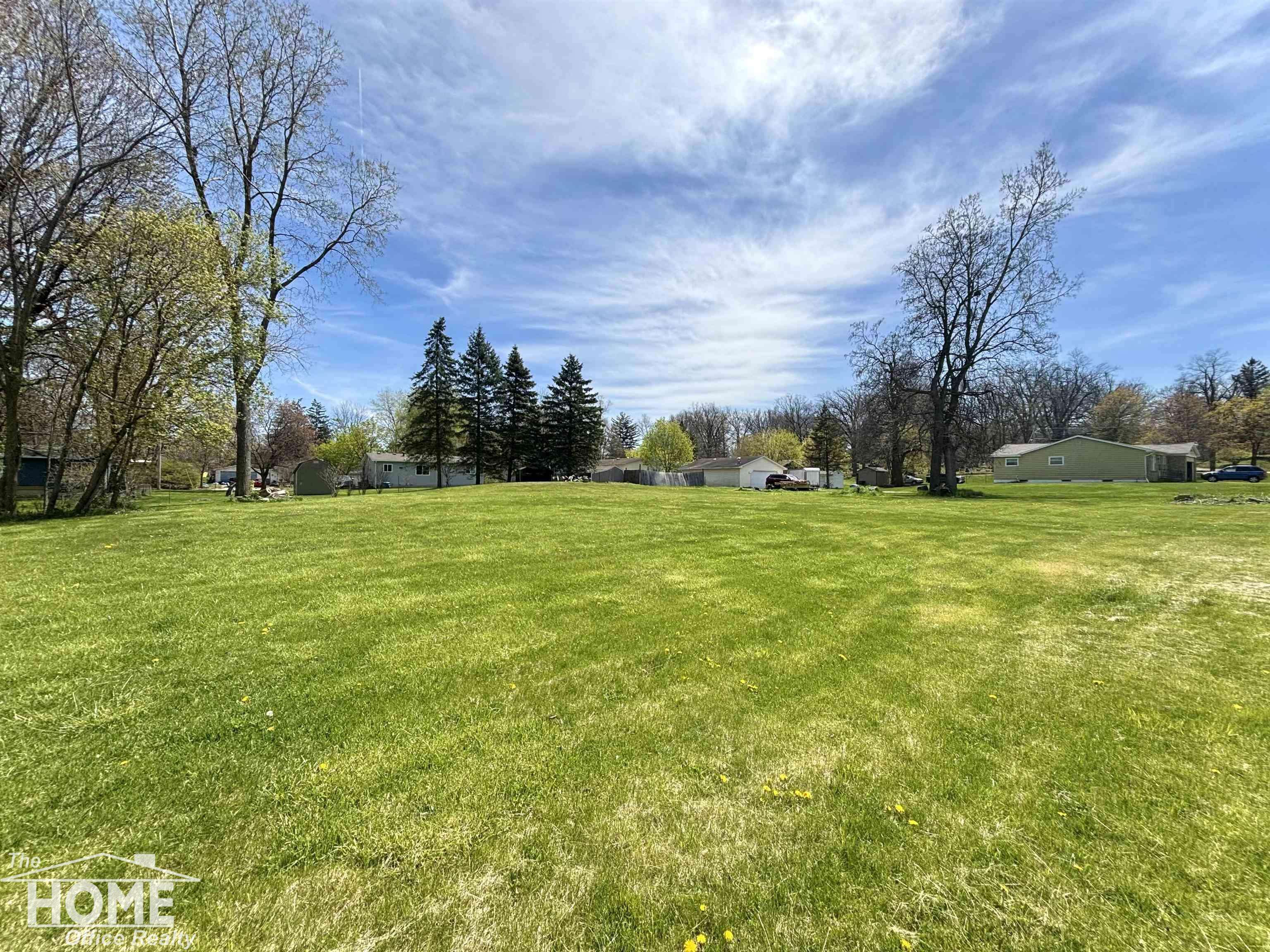 951 S Park Street, Owosso, MI 48867