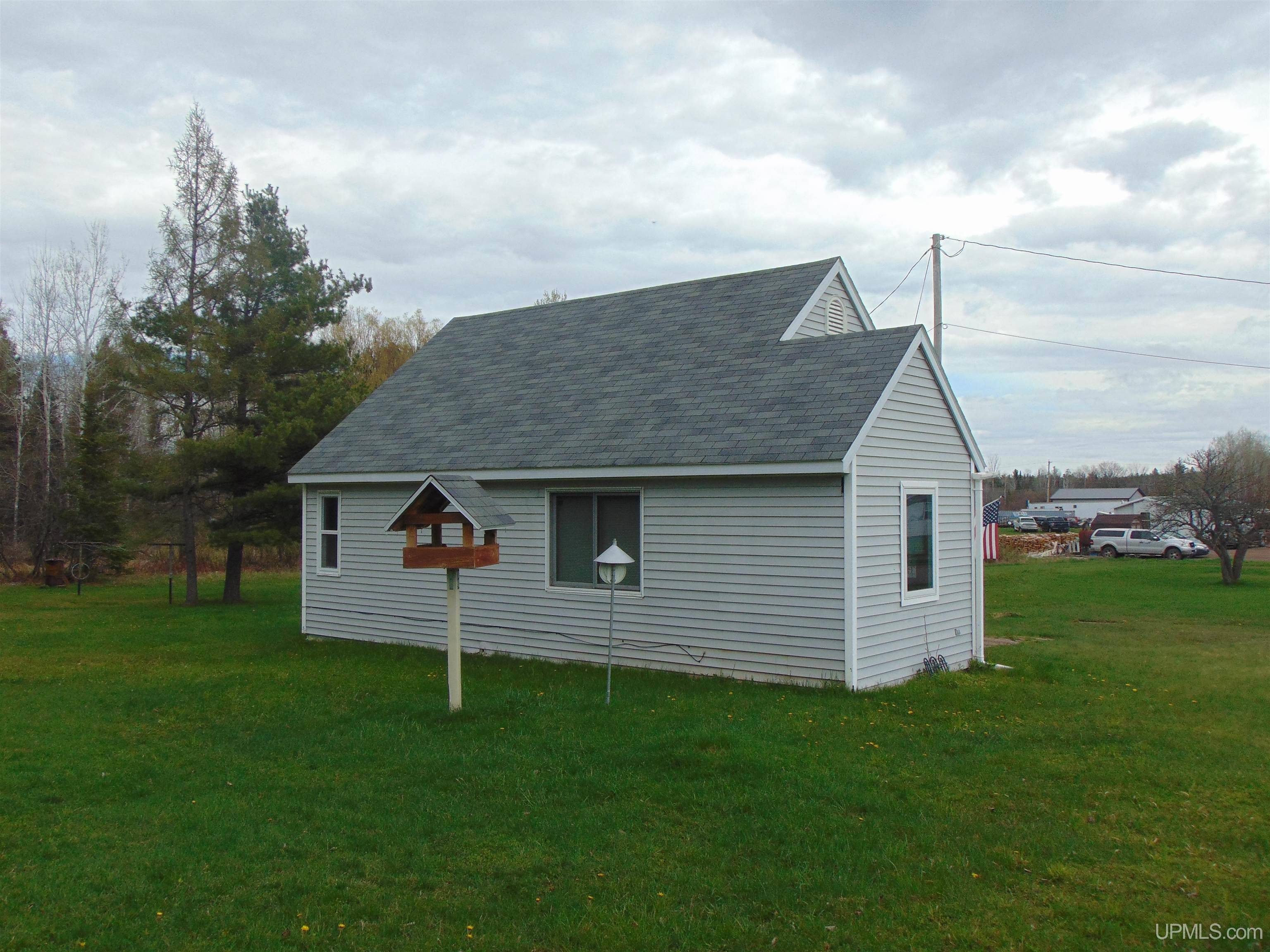 Bruce Crossing, MI 49912,15386 Snowflake Road