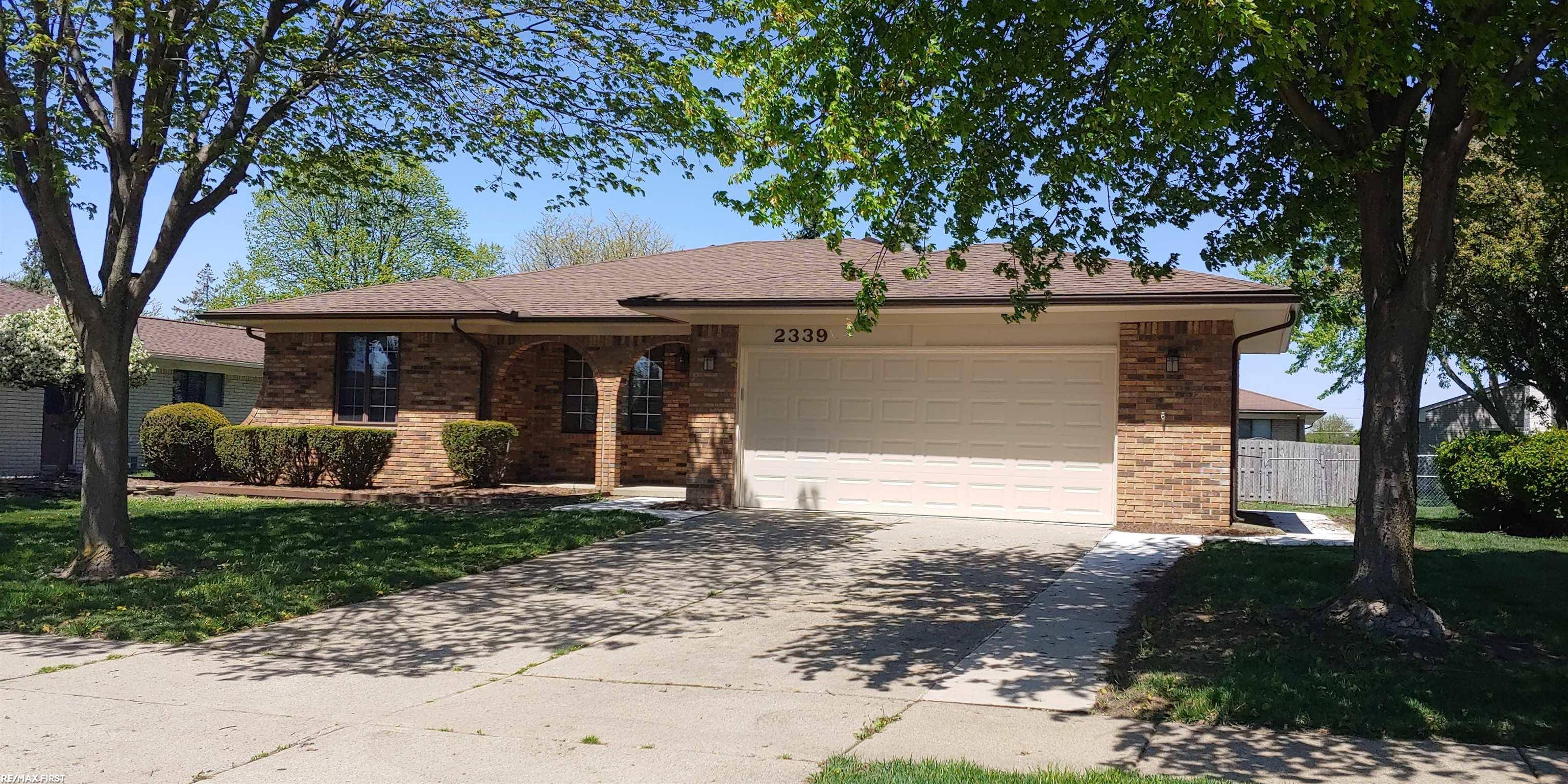 2339 Michael Drive,  Sterling Heights,  MI 48310
