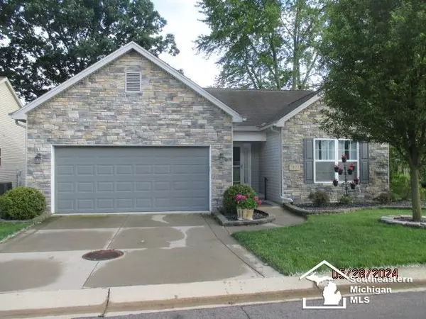 7022 Grey Estates Drive,  Lambertville,  MI 48144