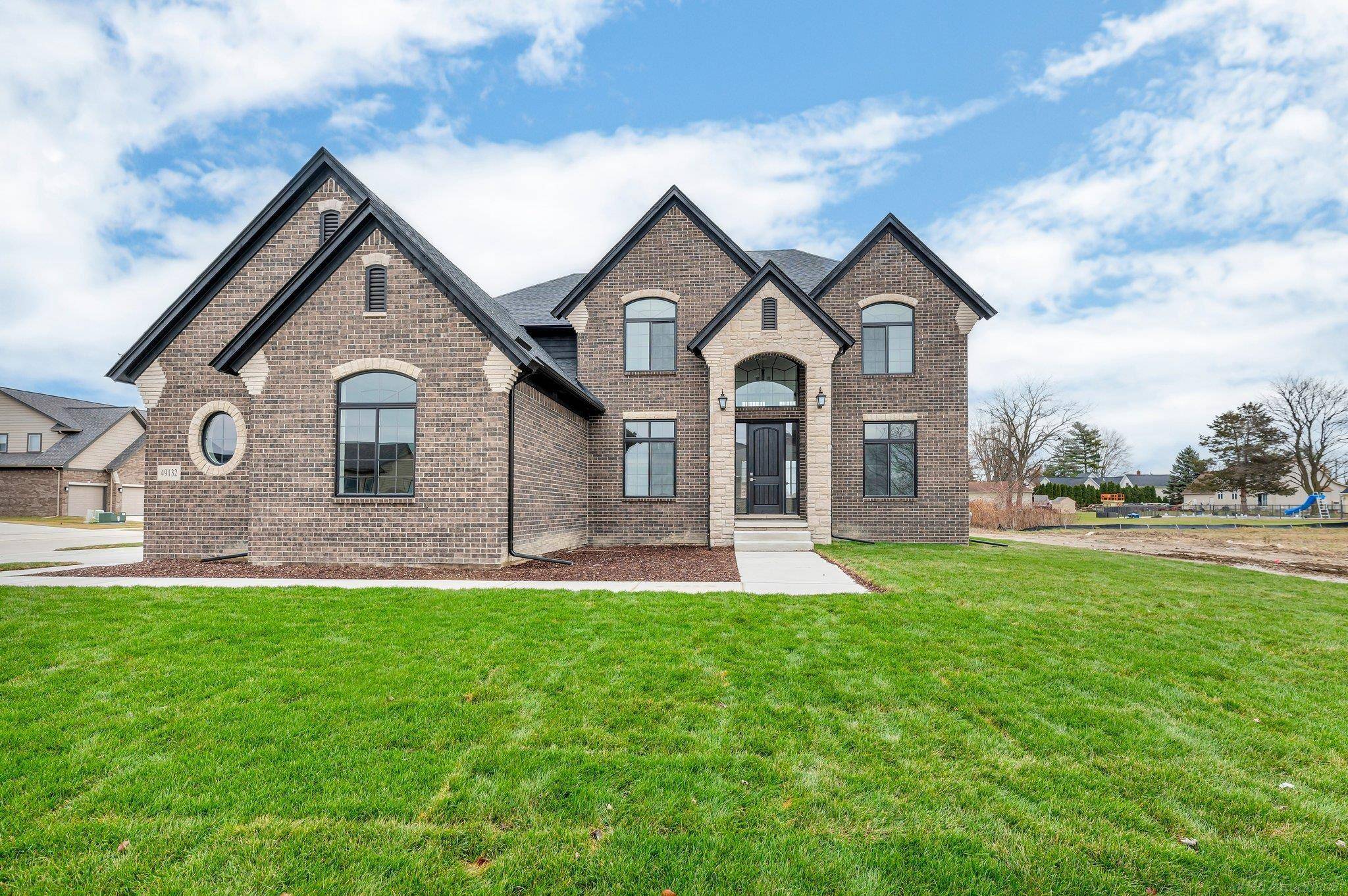 49132 Wingfield Boulevard, Macomb, MI 48044