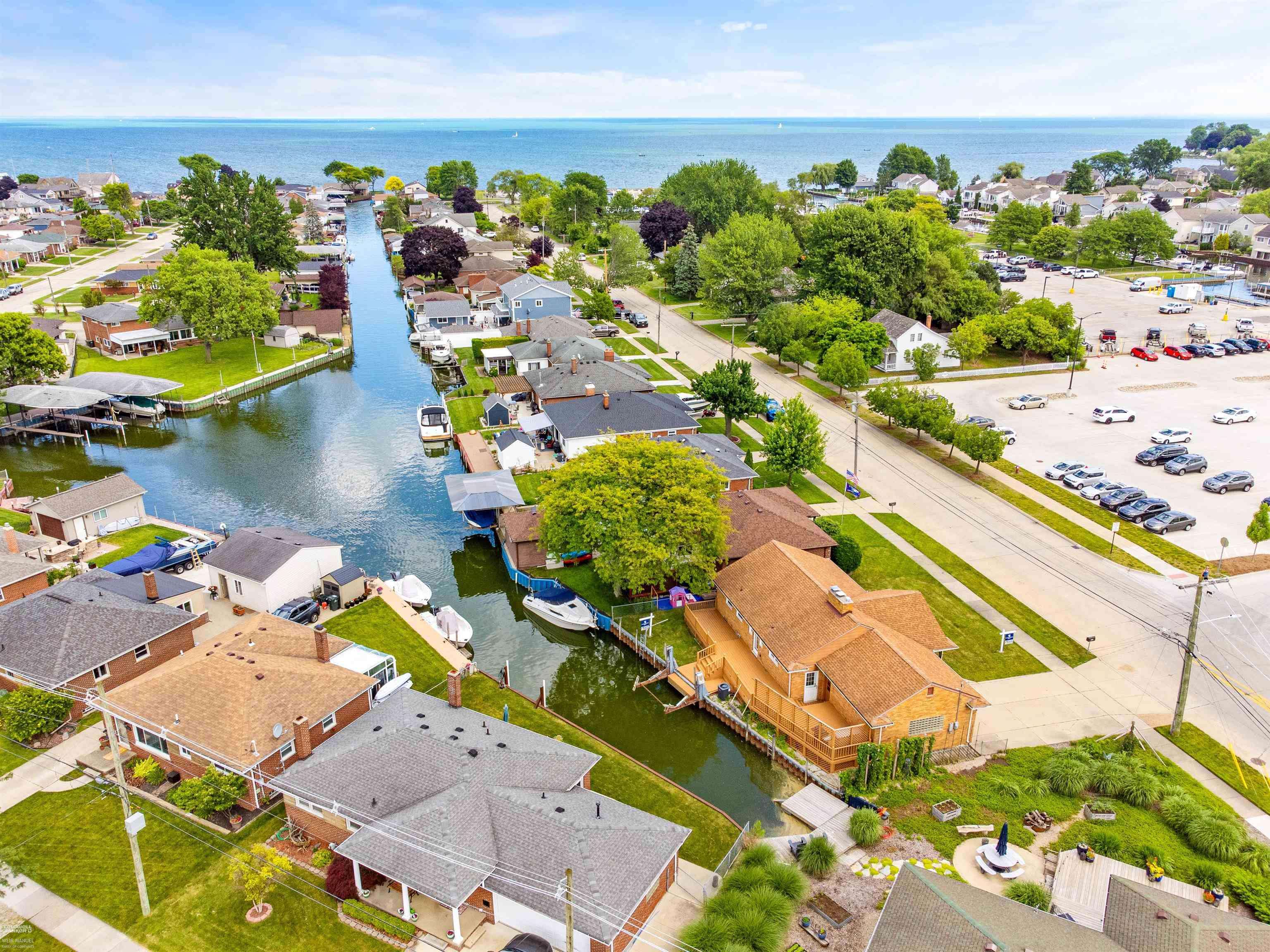 Saint Clair Shores, MI 48081,22501 11 Mile Road