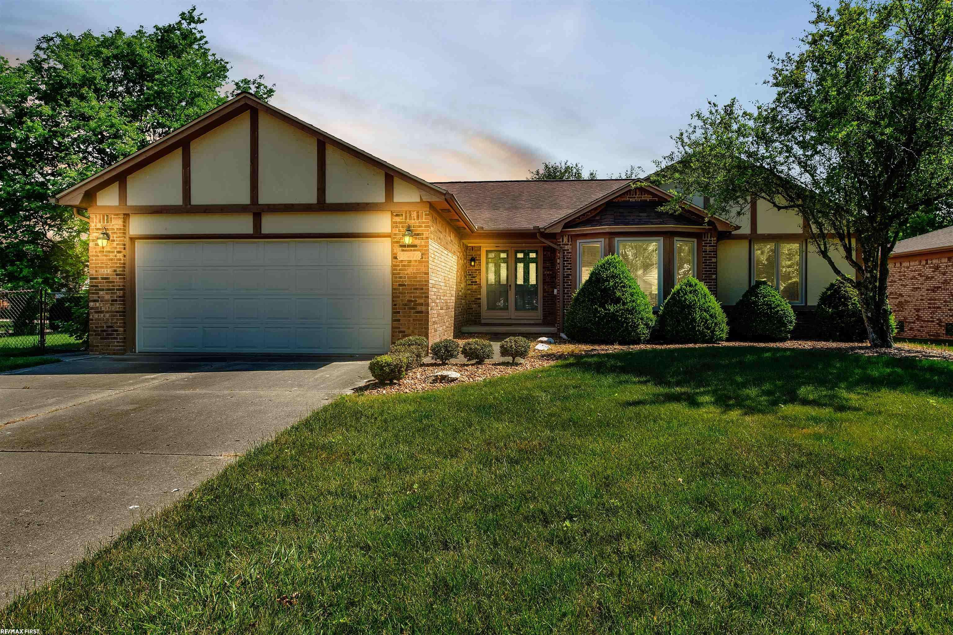 Sterling Heights, MI 48313,13876 Halleck Drive