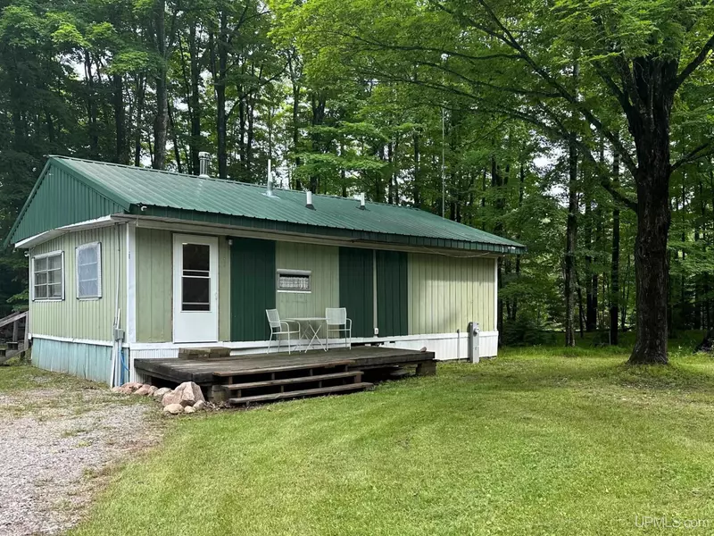 1492 Camp 5 Road, Crystal Falls, MI 49920