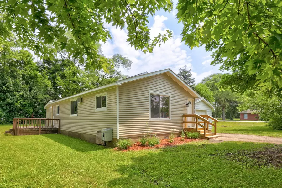 6255 McKinley Street, Bridgeport, MI 48722