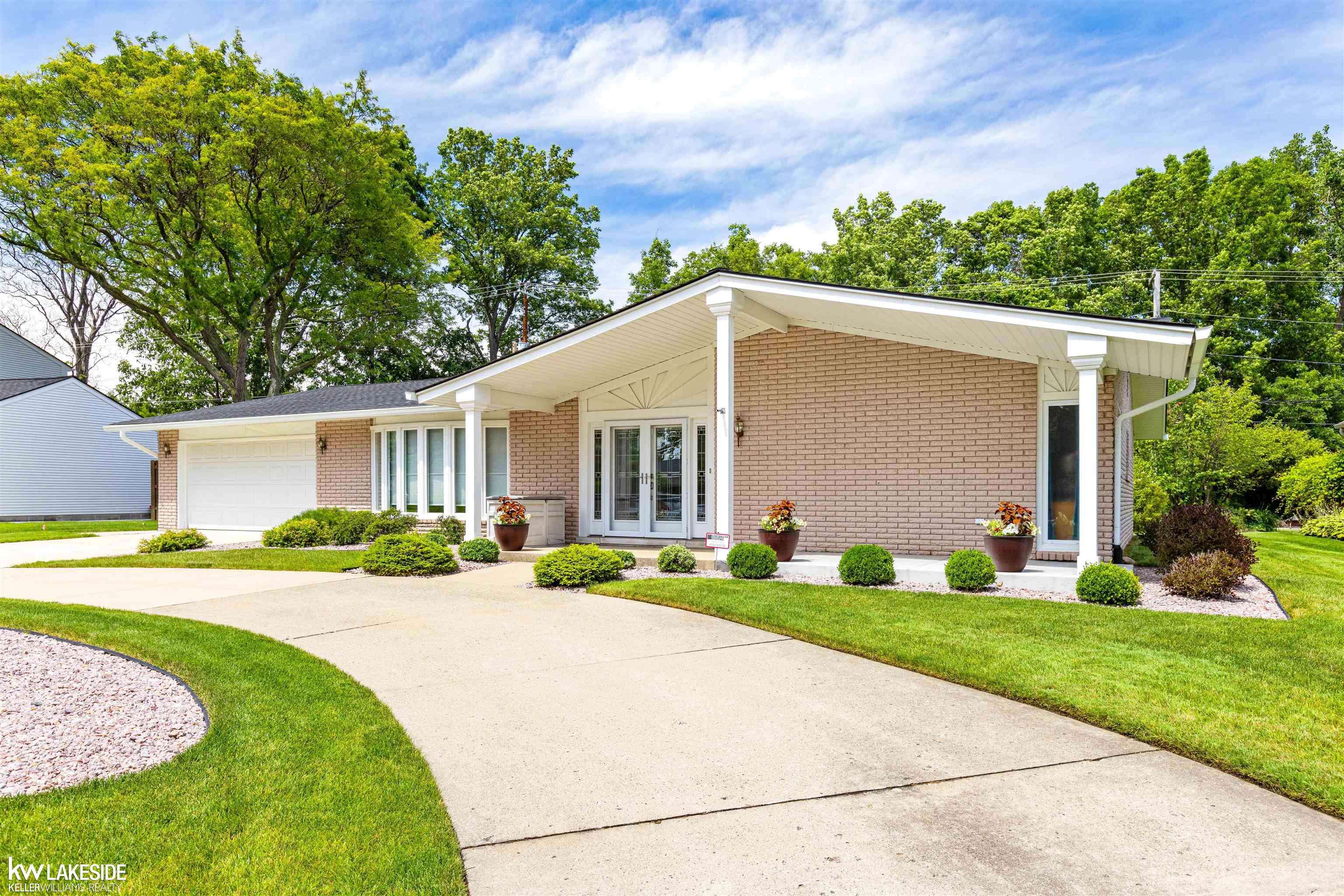 35770 Hatherly Place, Sterling Heights, MI 48310
