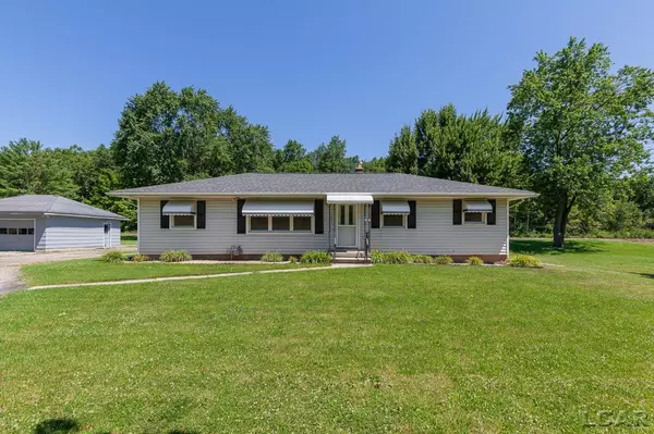 3904 Deerfield Road, Adrian, MI 49221