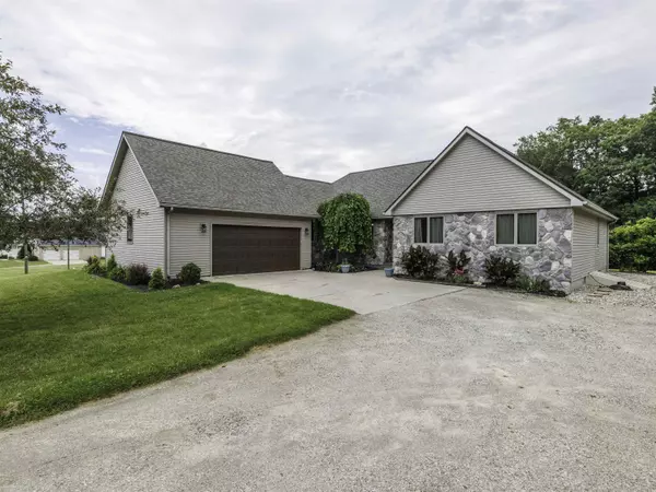 9070 Eagle Road, Davisburg, MI 48305