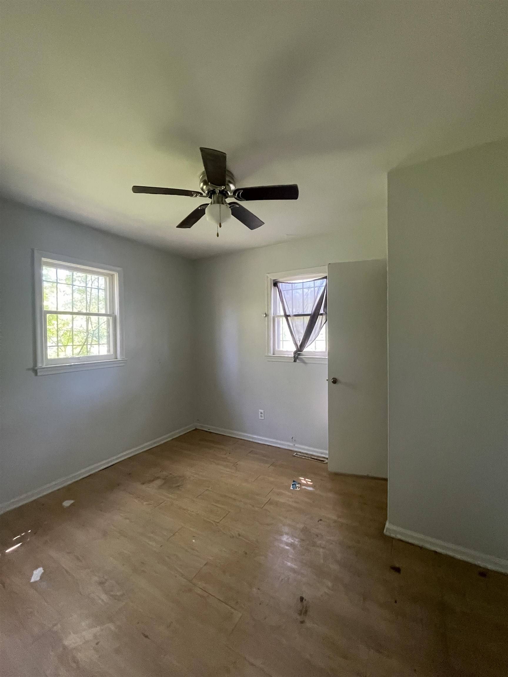 Flint, MI 48505-2030,422 W York Avenue