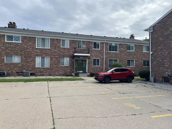 Sterling Heights, MI 48313,39423 VANDYKE UNIT #9 Avenue