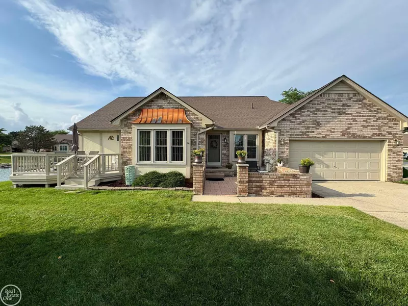 43447 River Bend Boulevard, Clinton Township, MI 48038