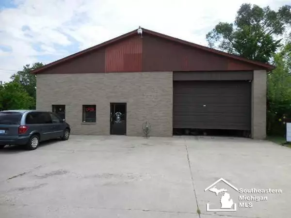 2390 N TELEGRAPH Road, Monroe, MI 48162